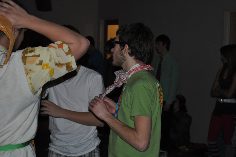 5_buck_prom2k9_0212